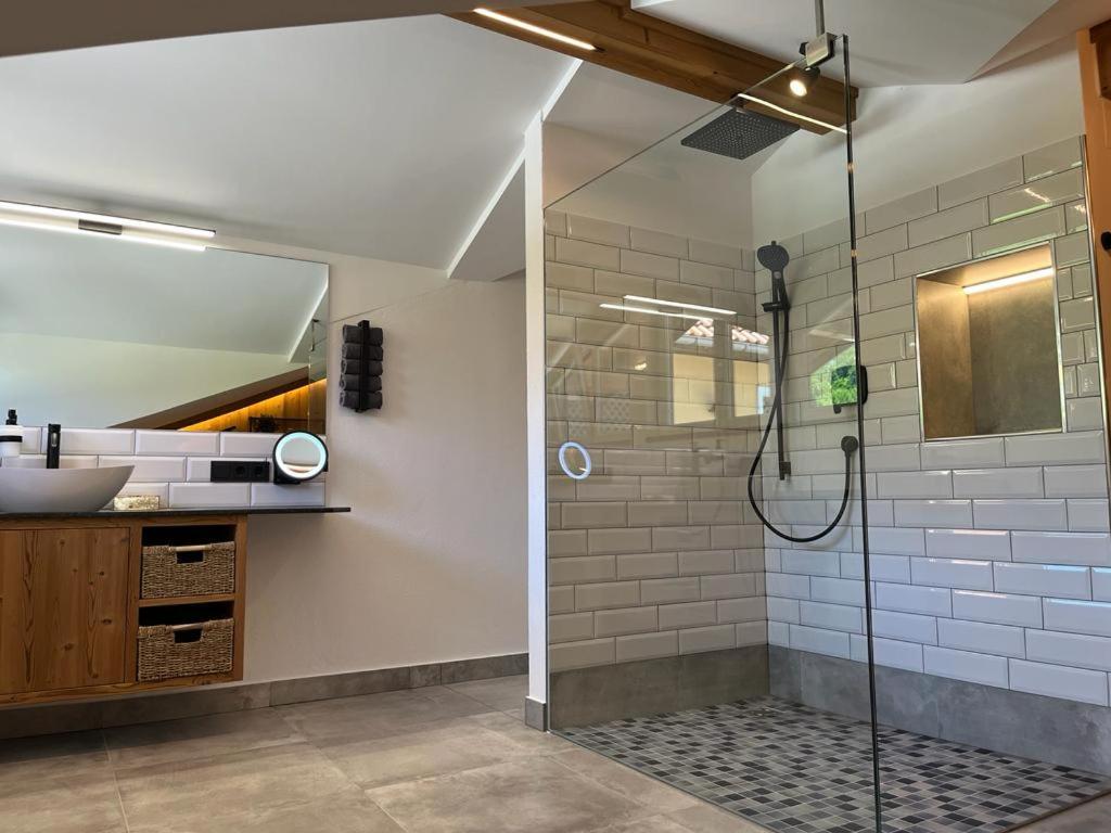 Bauernhof-Loft Edtgut Apartman Guggenthal Kültér fotó